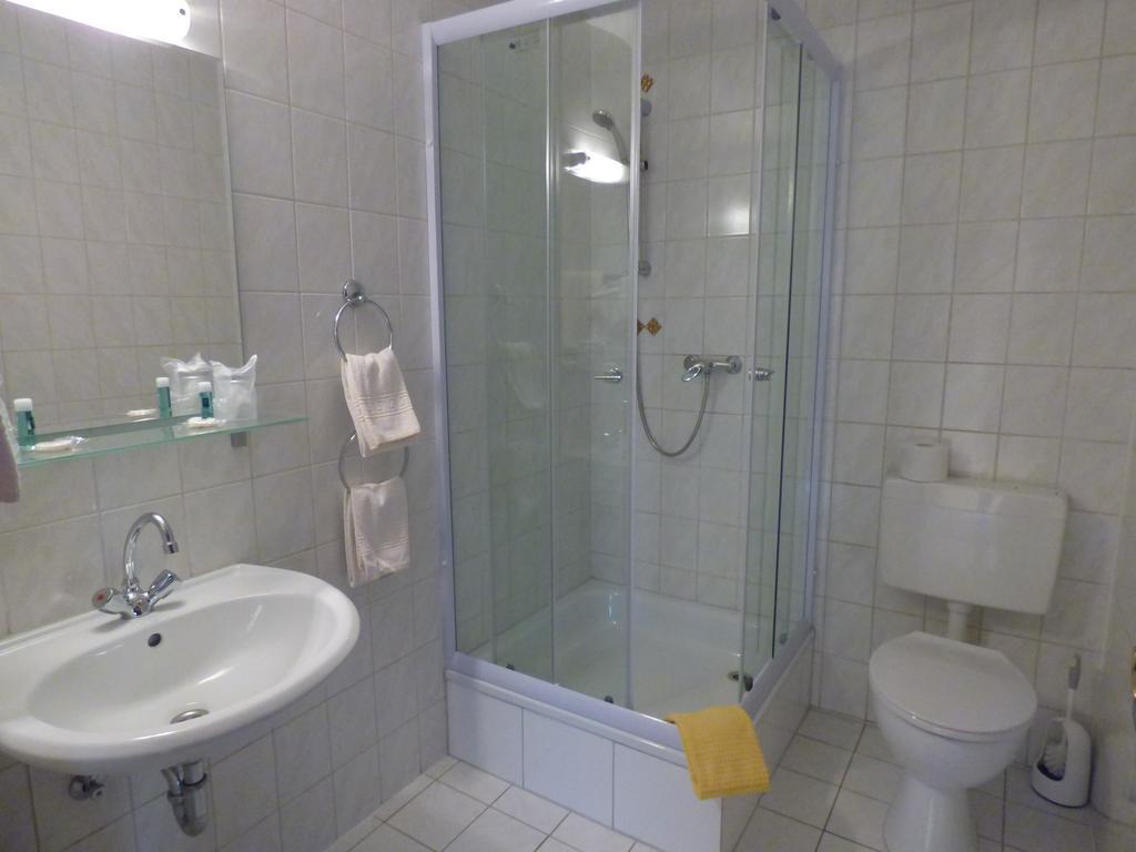 Hotel Diele Detmold Eksteriør bilde